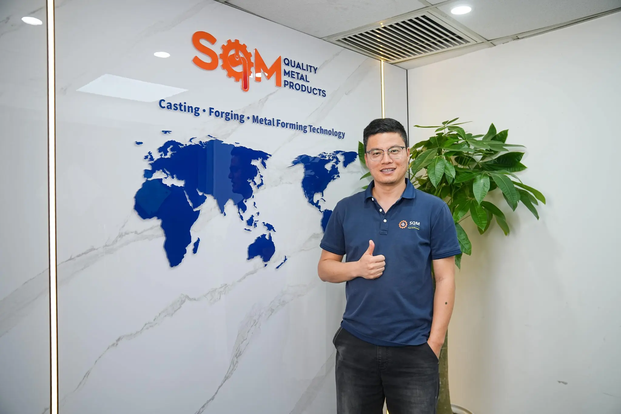 Supply-Chain-Manager-Allen-Qiu-2048x1365